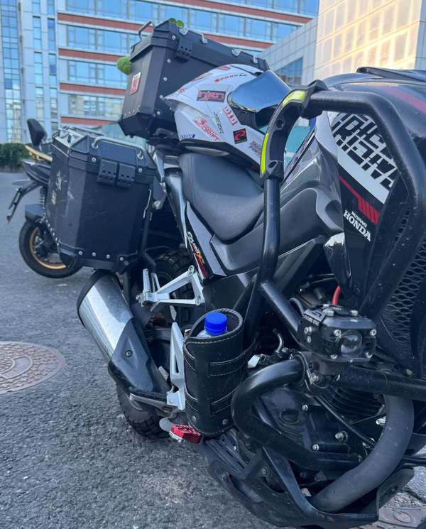 二手五羊本田猛鸷 CB190X