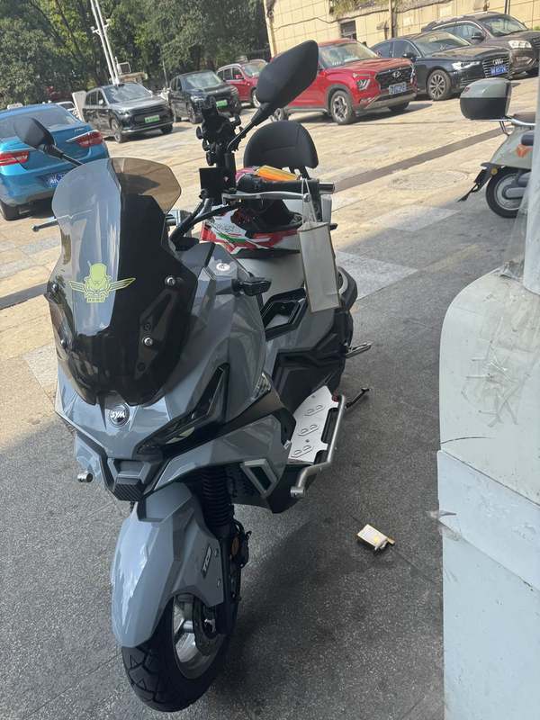 二手三阳哈士奇 Husky ADV150