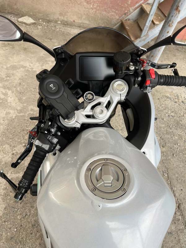 二手贝纳利龙卷风 Tornado 402R