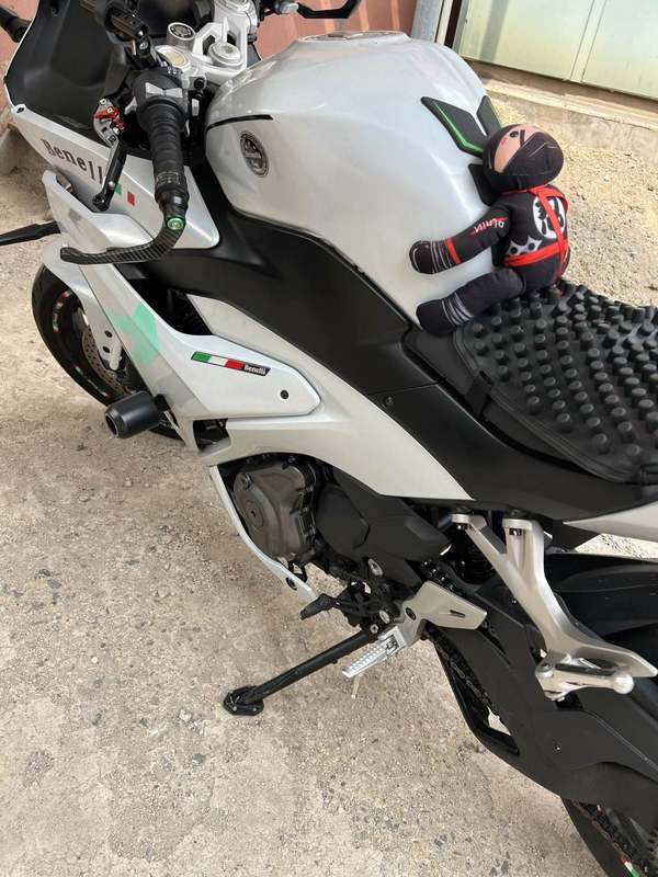 二手贝纳利龙卷风 Tornado 402R