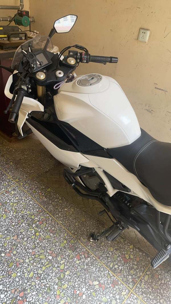 二手春风250SR
