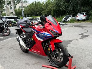 二手本田CBR400R