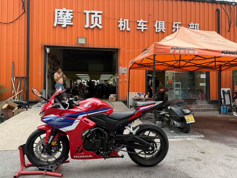 二手本田CBR400R
