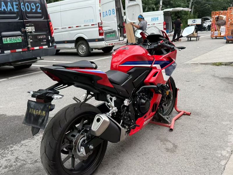二手本田CBR400R