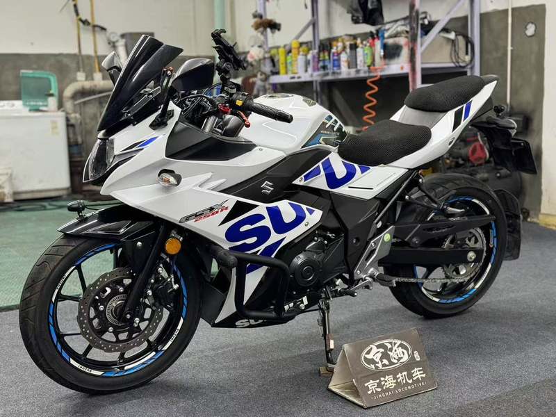 二手豪爵铃木GSX250R