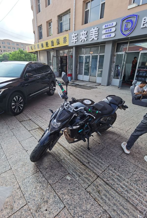 二手春风650NK