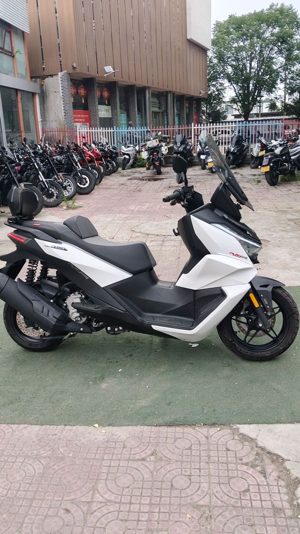 二手无极SR250GT