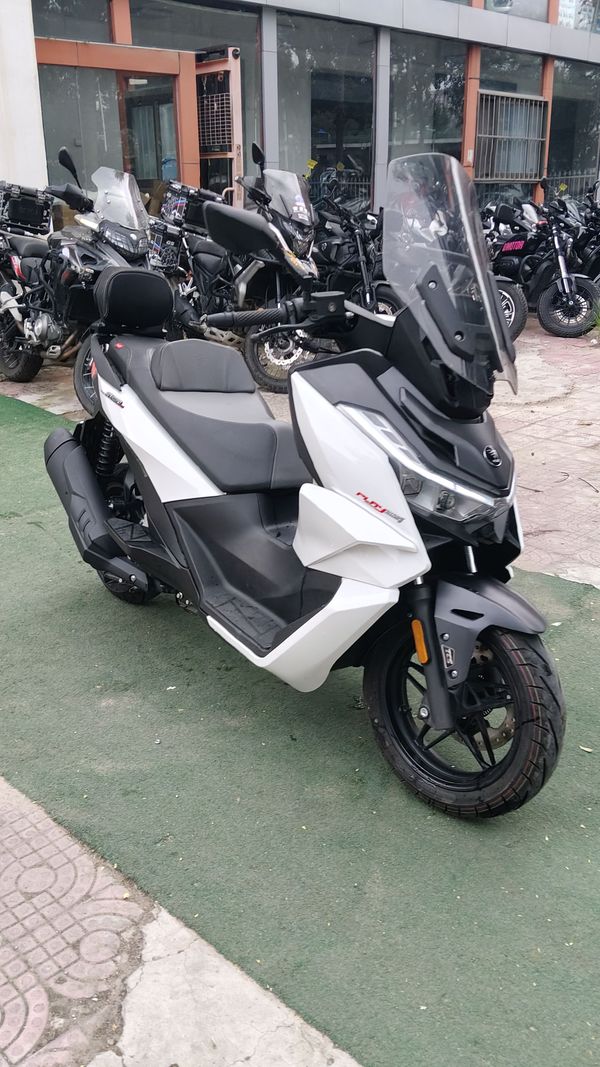 二手无极SR250GT