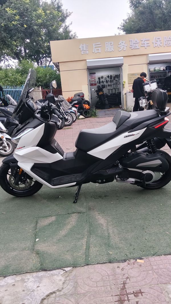二手无极SR250GT
