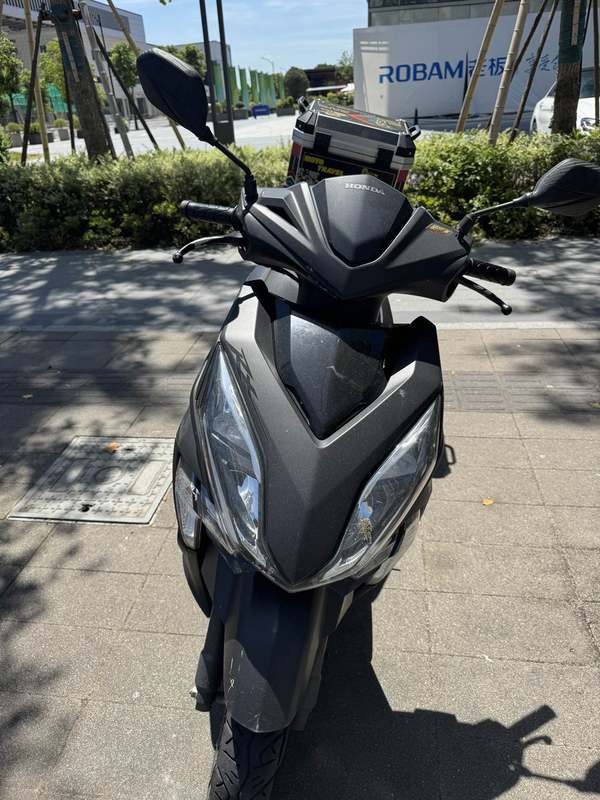 二手新大洲本田裂行 RX125Fi