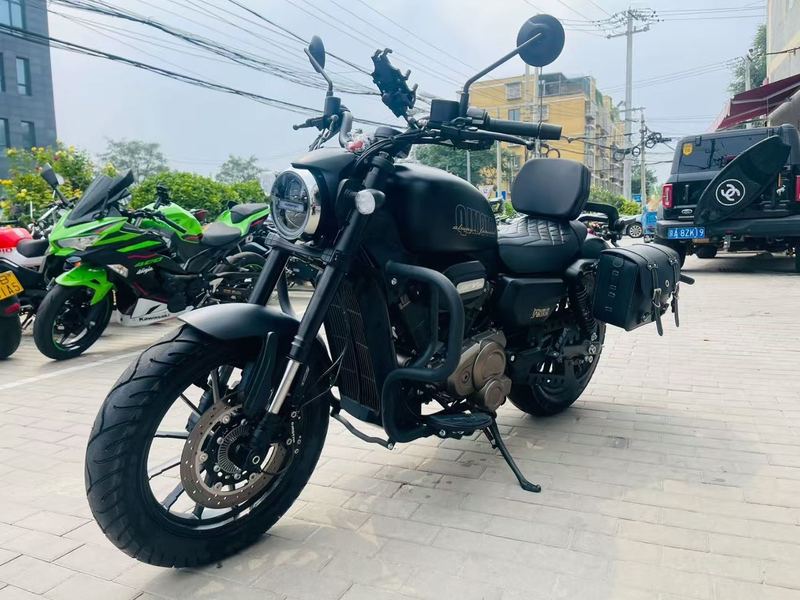 二手QJMOTOR闪300