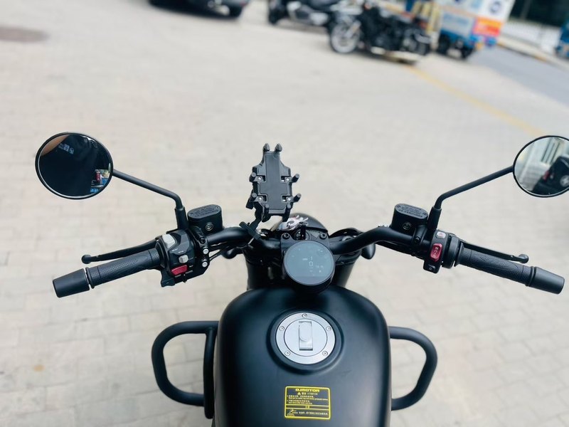 二手QJMOTOR闪300