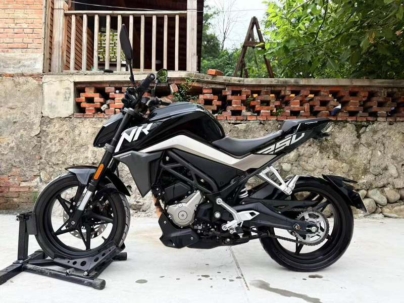 二手春风250NK