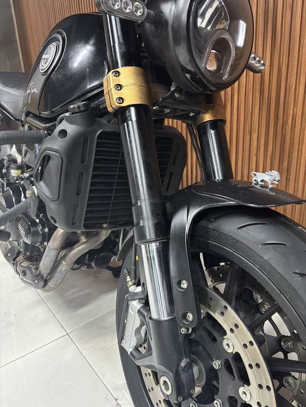 二手贝纳利幼狮 Leoncino 500