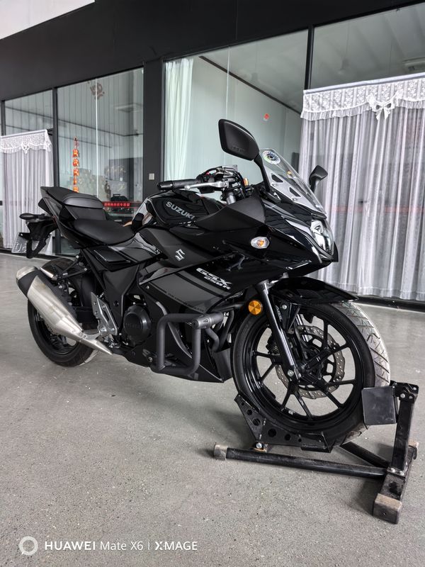 二手豪爵铃木GSX250R