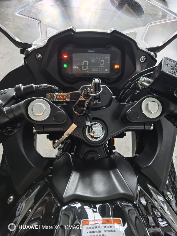 二手豪爵铃木GSX250R