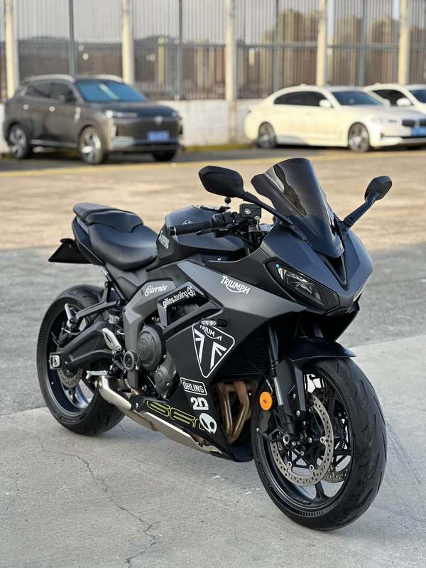 二手凯旋Daytona 660