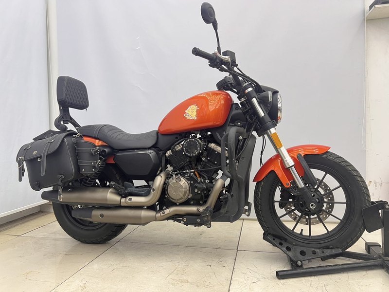 二手QJMOTOR闪300