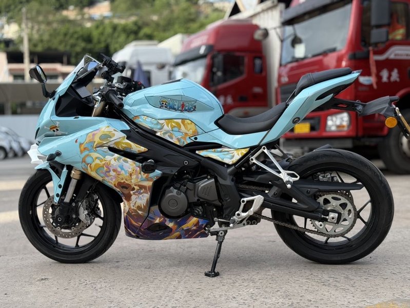 二手贝纳利龙卷风 Tornado 302R