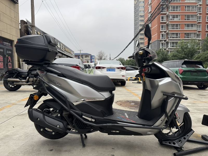 二手QJMOTOR鸿150RS