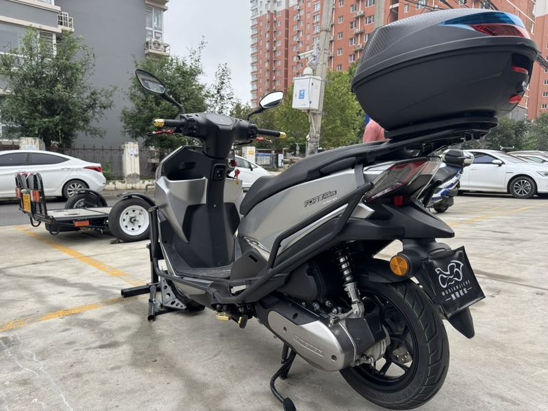 二手QJMOTOR鸿150RS