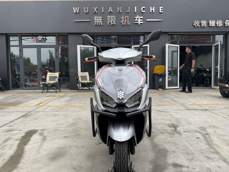 二手QJMOTOR鸿150RS