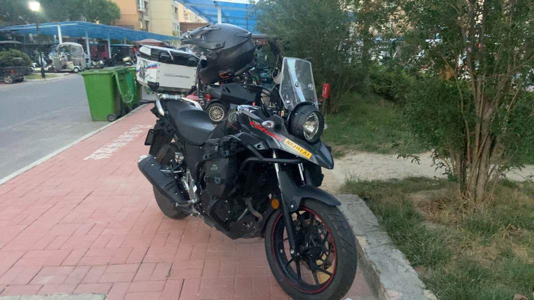 二手豪爵铃木DL250
