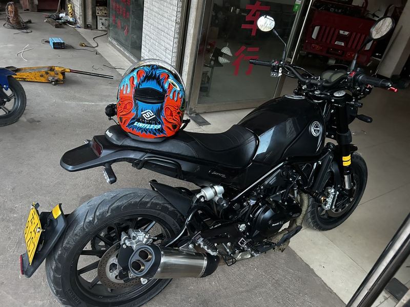 二手贝纳利幼狮 Leoncino 500