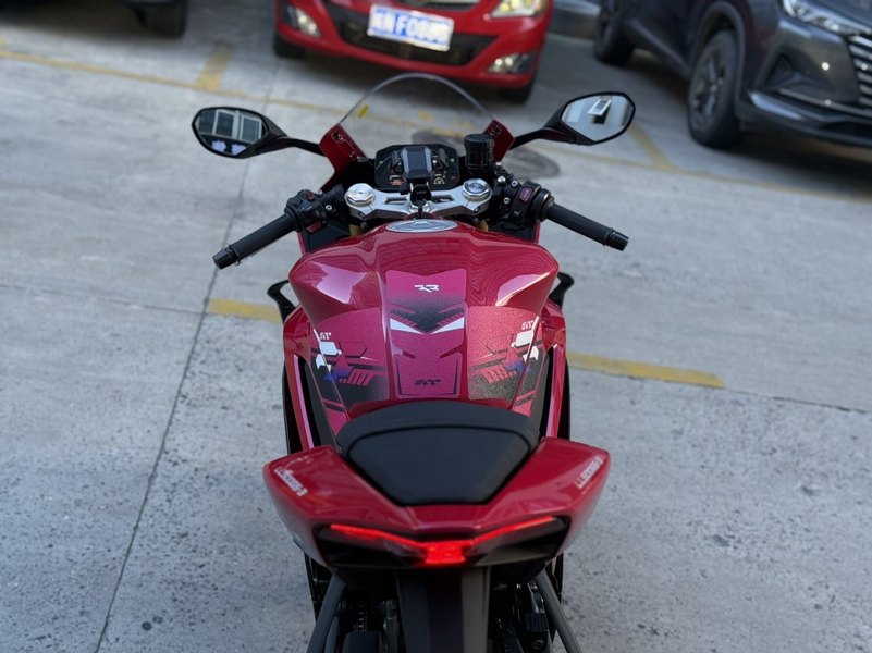 二手张雪机车500RR