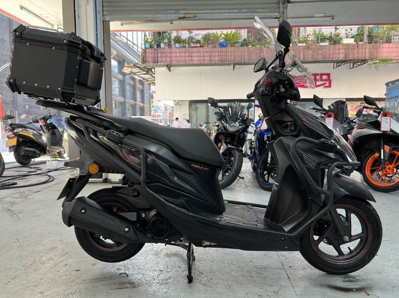 二手新大洲本田裂行 RX125Fi