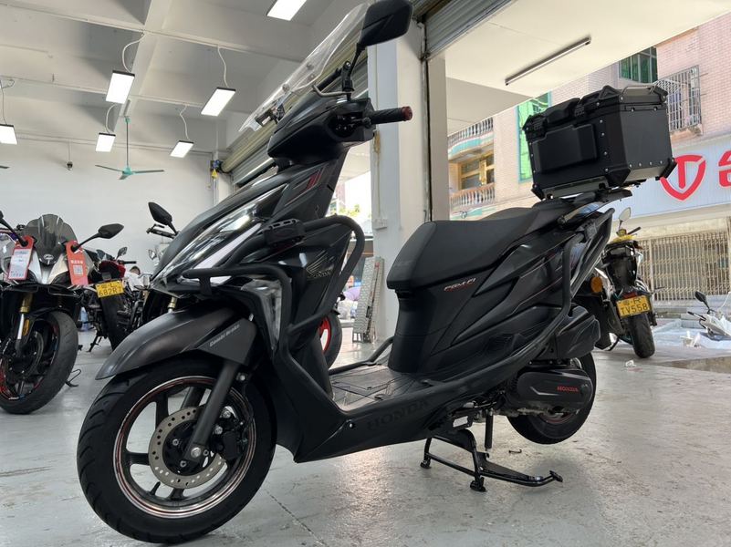 二手新大洲本田裂行 RX125Fi