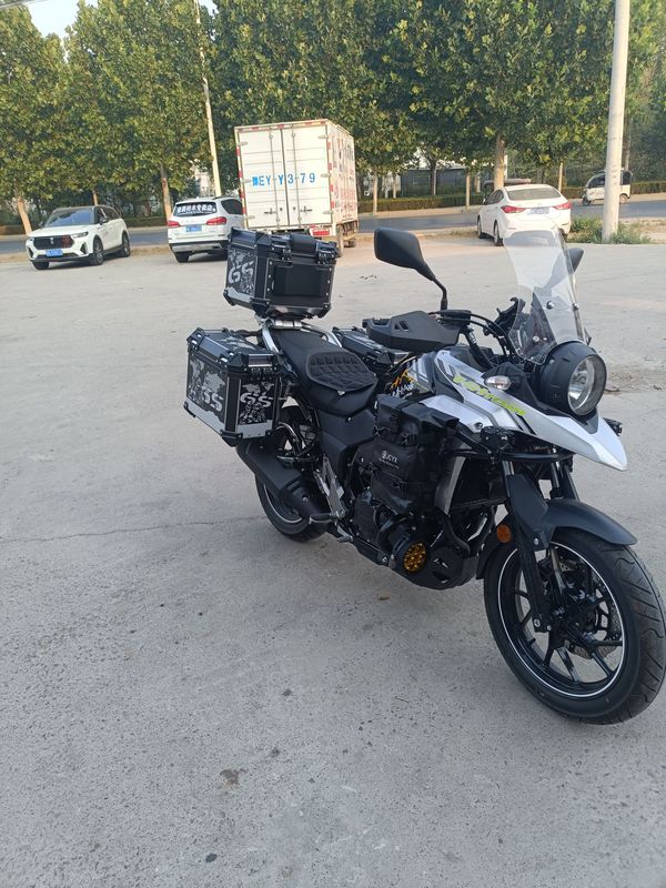 二手豪爵铃木DL250