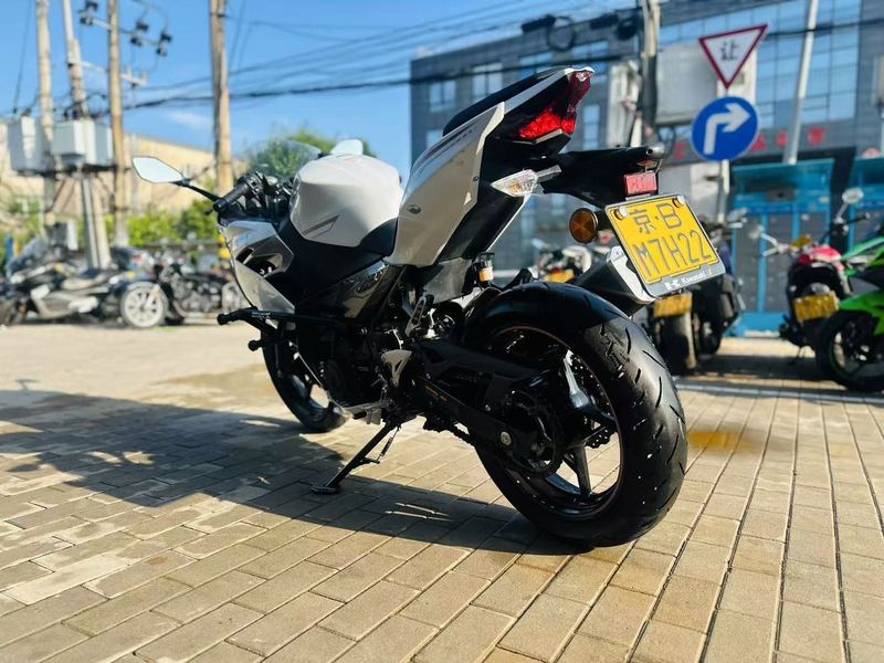 二手川崎Ninja 400