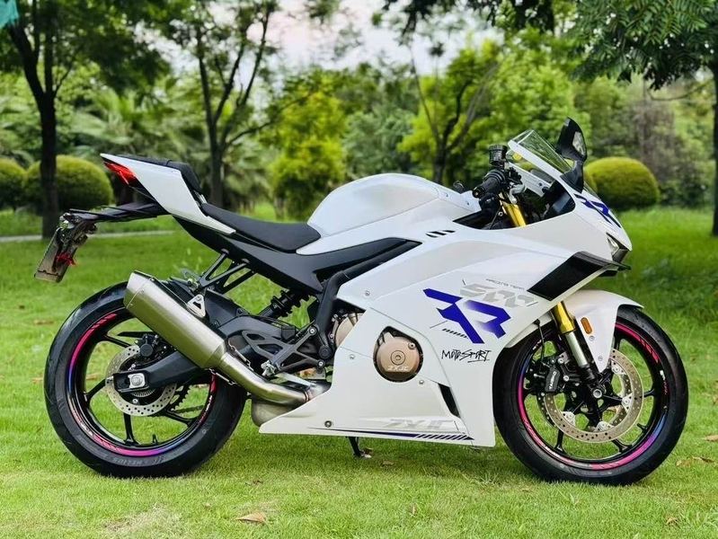 二手张雪机车500RR