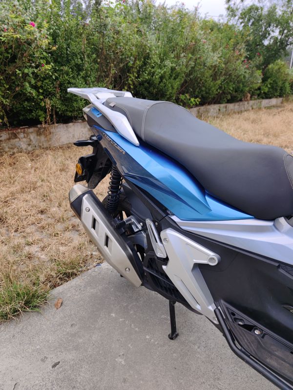 二手布雷斯通极宙 ADV150