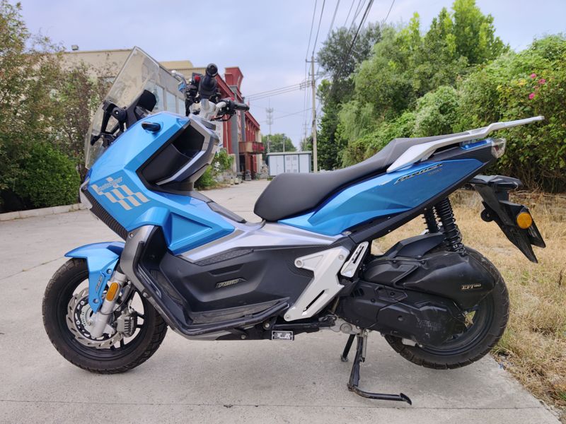 二手布雷斯通极宙 ADV150