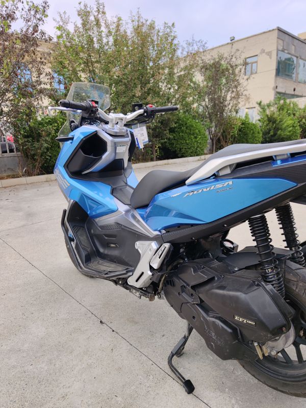 二手布雷斯通极宙 ADV150