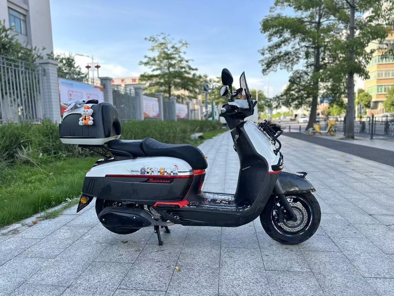 二手维多利亚Sixties 250Si