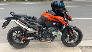 二手KTMR2R790 Duke