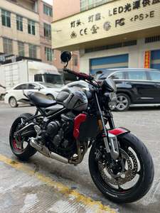 二手凯旋Trident 660