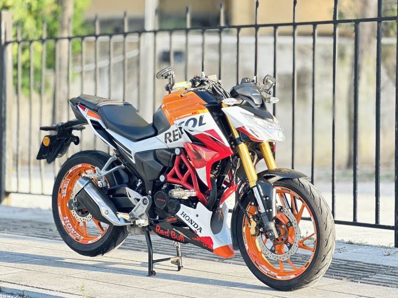 二手五羊本田CB190R 暴锋眼