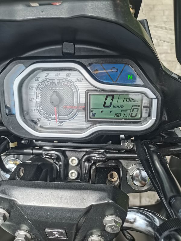 二手五羊本田猛鸷 CB190X
