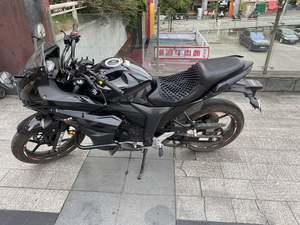 二手济南铃木极客飒 Gixxer 155