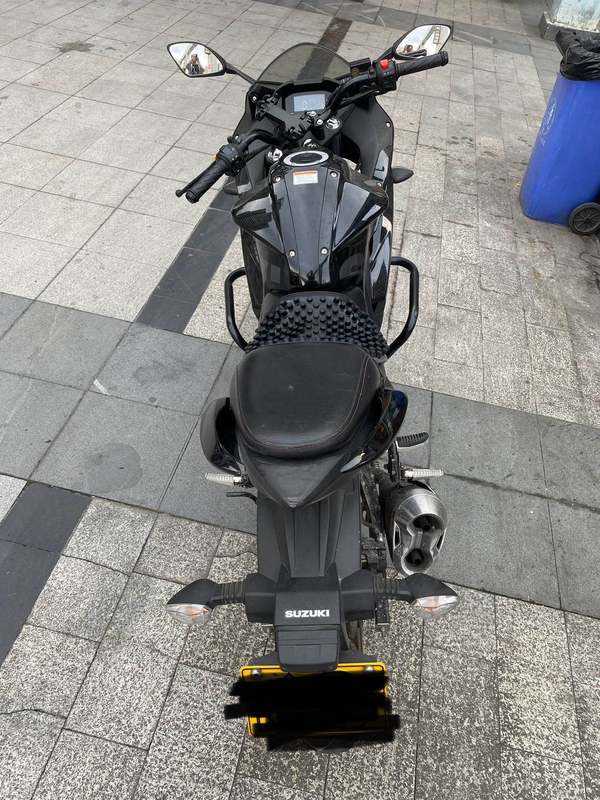 二手济南铃木极客飒 Gixxer 155