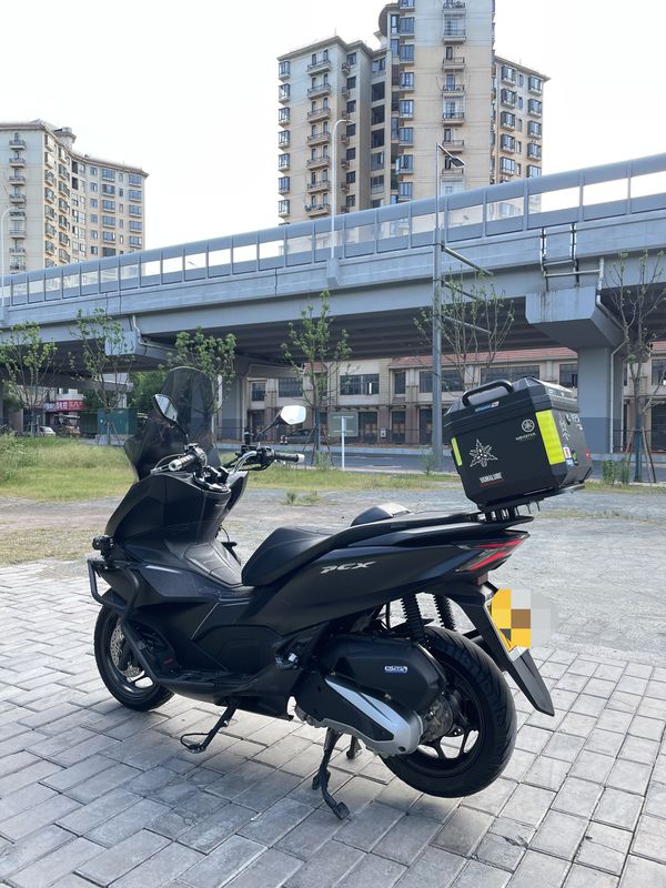 二手五羊本田PCX