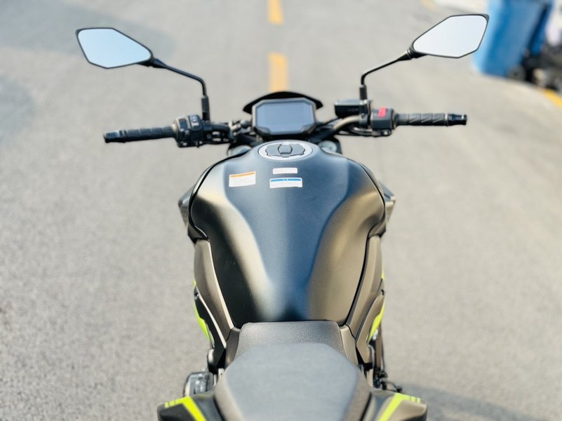 二手川崎Z900