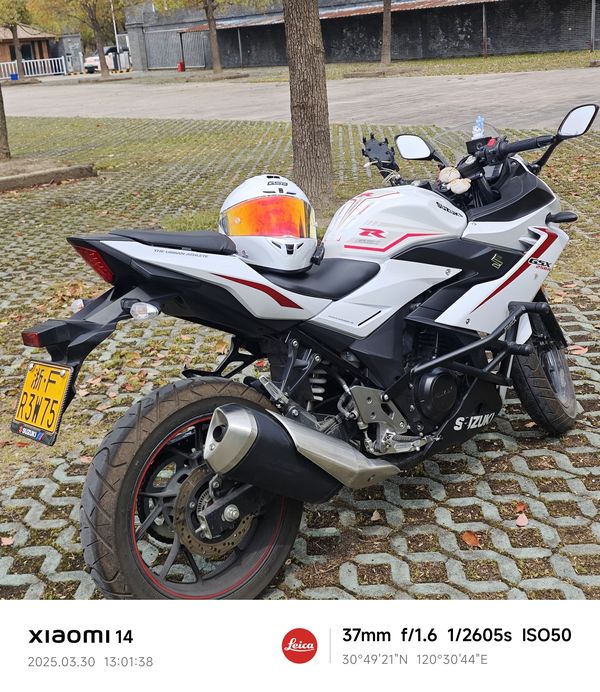 二手豪爵铃木GSX250R