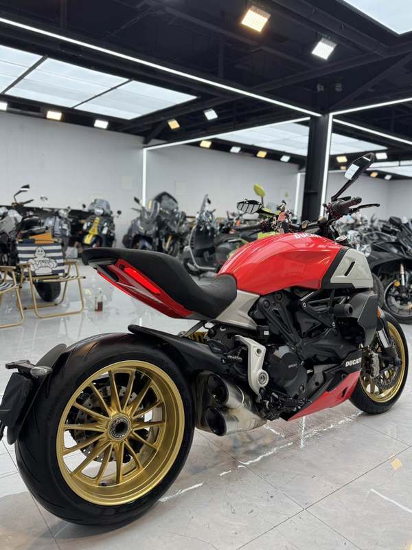 二手杜卡迪Diavel 