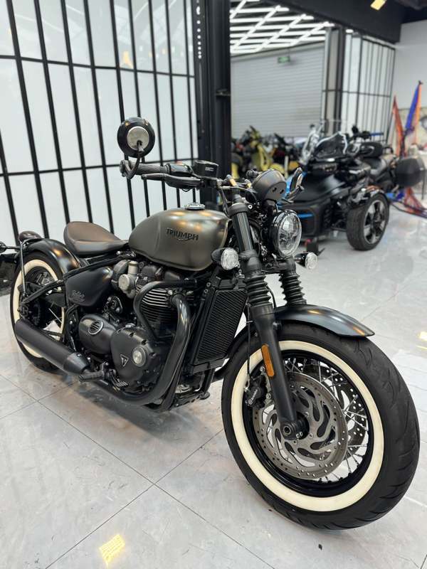 二手凯旋Bonneville Bobber