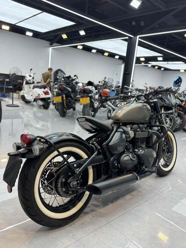 二手凯旋Bonneville Bobber